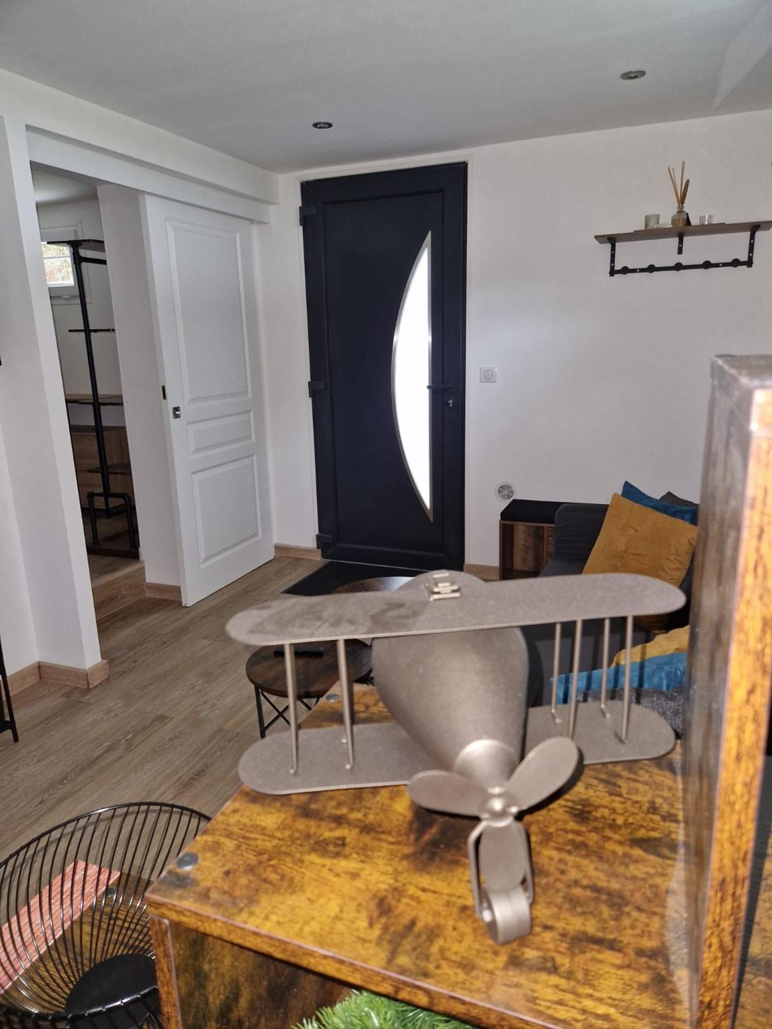 Charming Apartment Near La Defense, Paris Безон Экстерьер фото