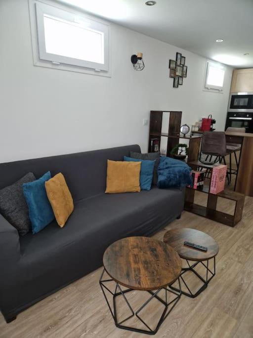 Charming Apartment Near La Defense, Paris Безон Экстерьер фото